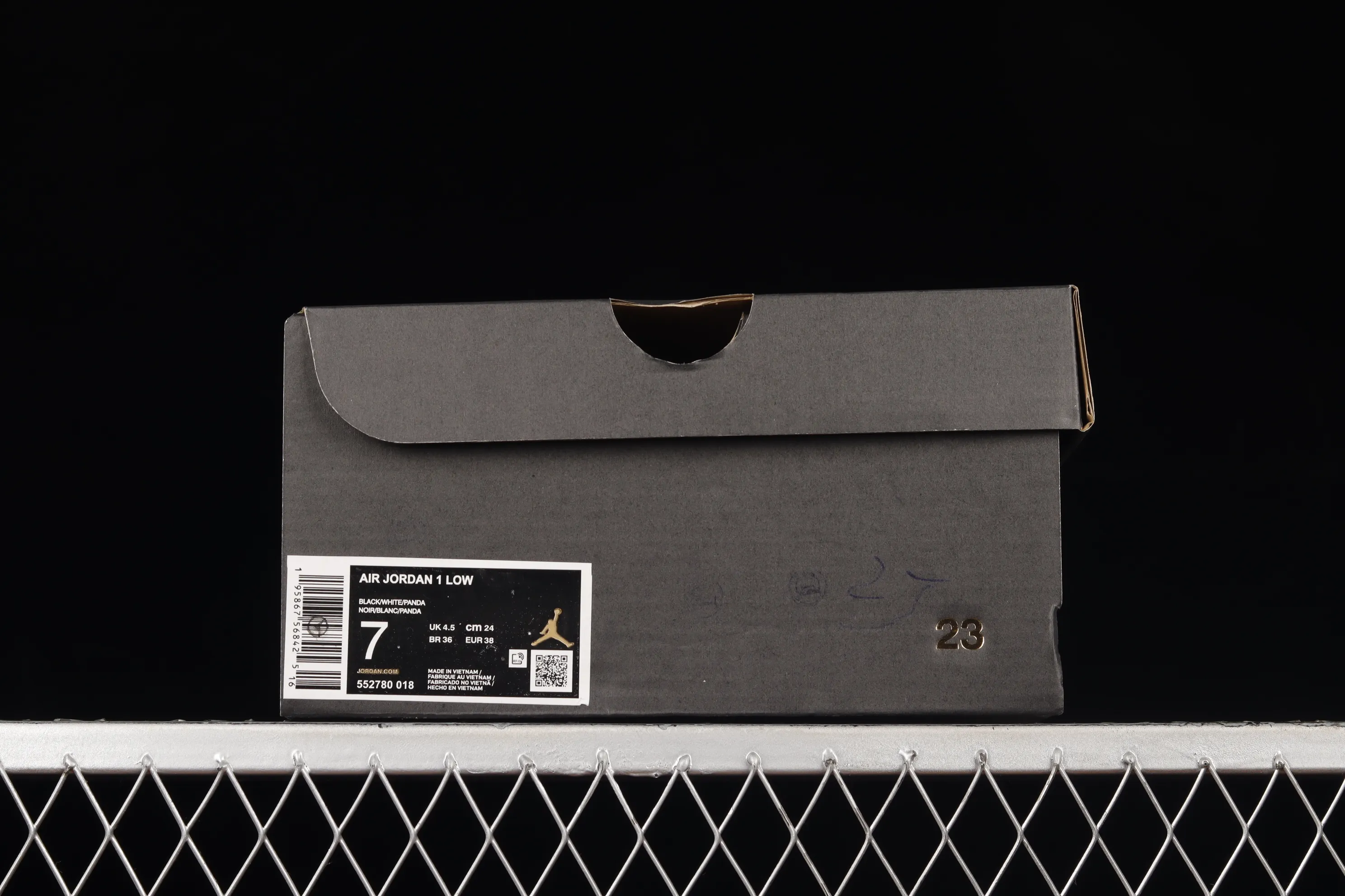 All categories Air Jordan Jordan series basketball shoes Air Jordan 1 Low Z version Air Jordan 1 Low "New Emerald" AJ1 Joe 1 black and white gray 552780-018